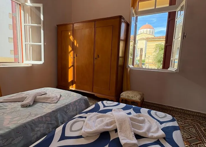 Shared House , Private Rooms With Garden
